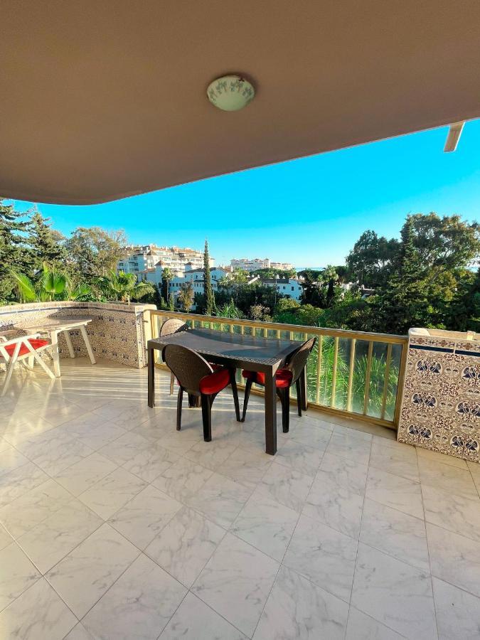 Great Puerto Banus Apartment Marbella Buitenkant foto